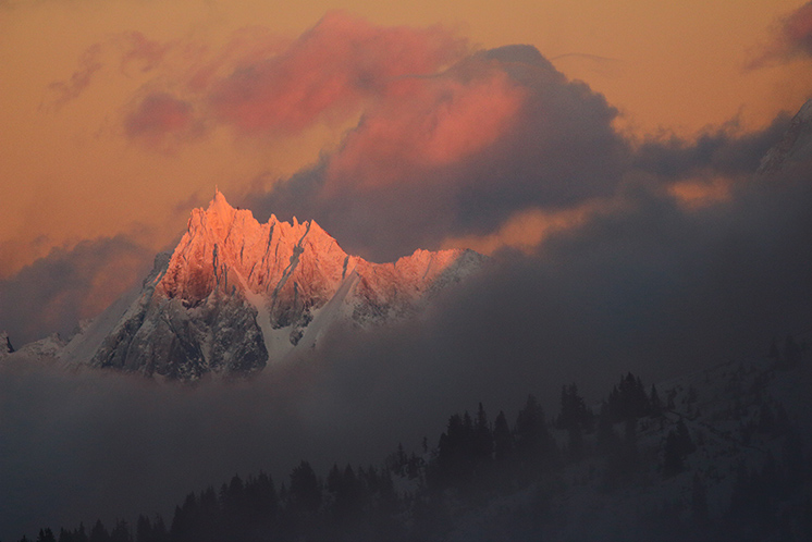 Aiguille du midi depuis le col des aravis, julien arbez