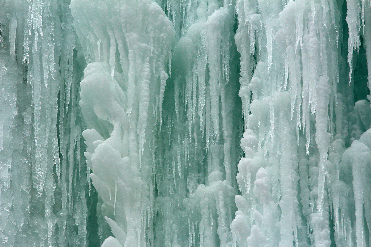 glace chapeau de gendarme