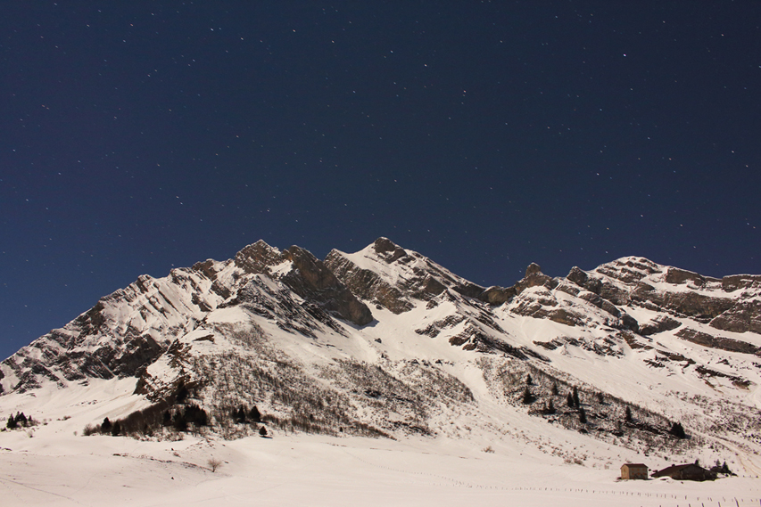 col des aravis la nuit, julien arbez